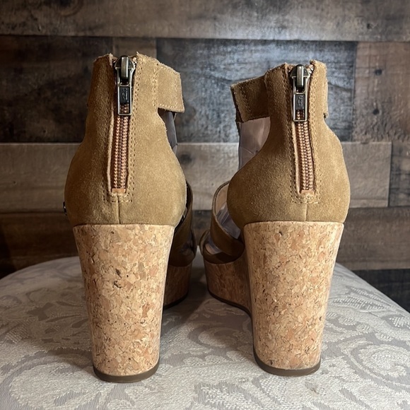 UGG Brown Suede Wedges Size 9.5 - Picture 4 of 10